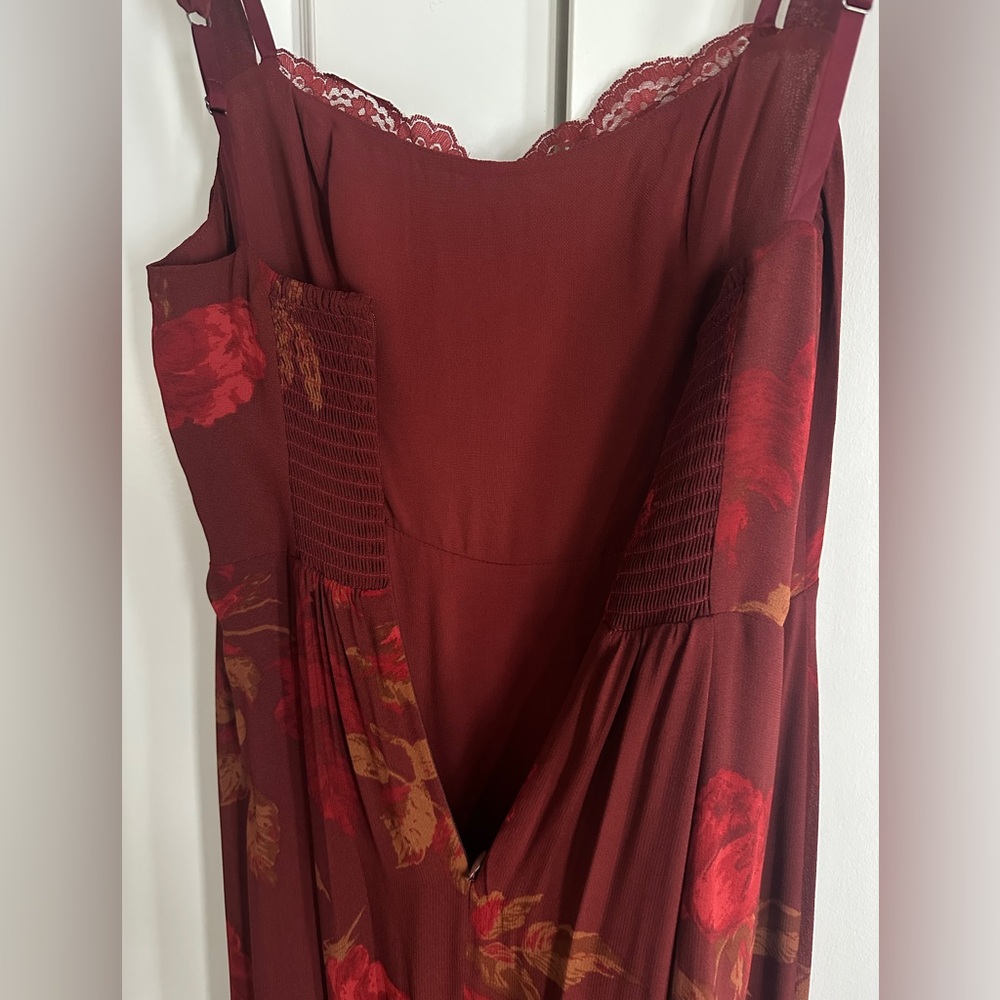 NEW Reformation Irisa Midi Dress Barcelona Border Red Floral Lace | size 6 - Picture 12 of 13